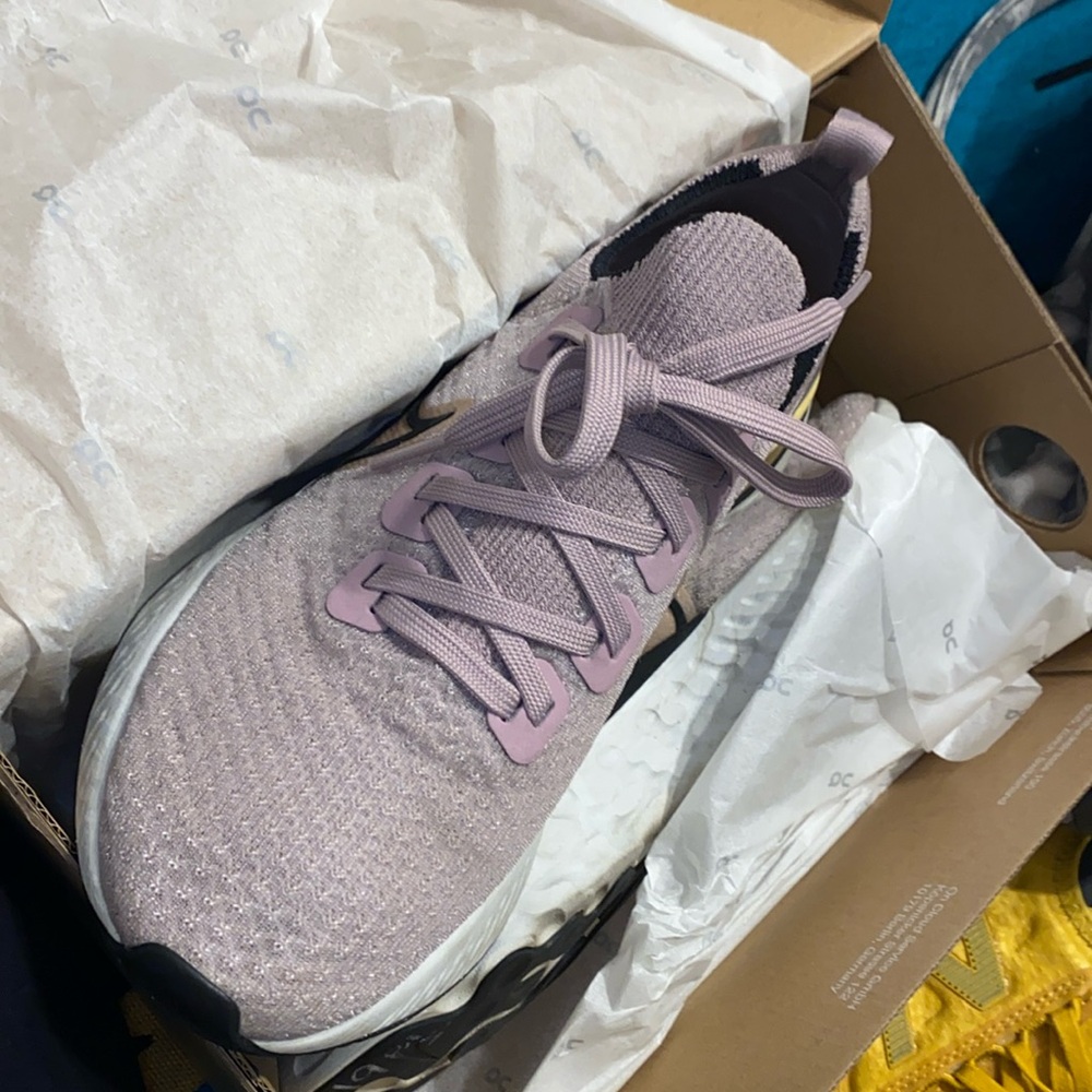 Nike React Size 8 - image 1